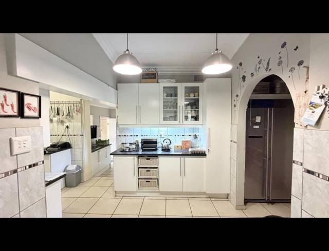 4 BEDROOM HOUSE FOR SALE IN MOREGLOED